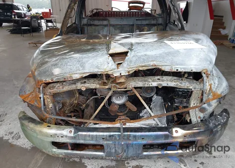 2000 Dodge Ram 1500 St from USA, damaged, VIN 1B7HC16Y4YS622128